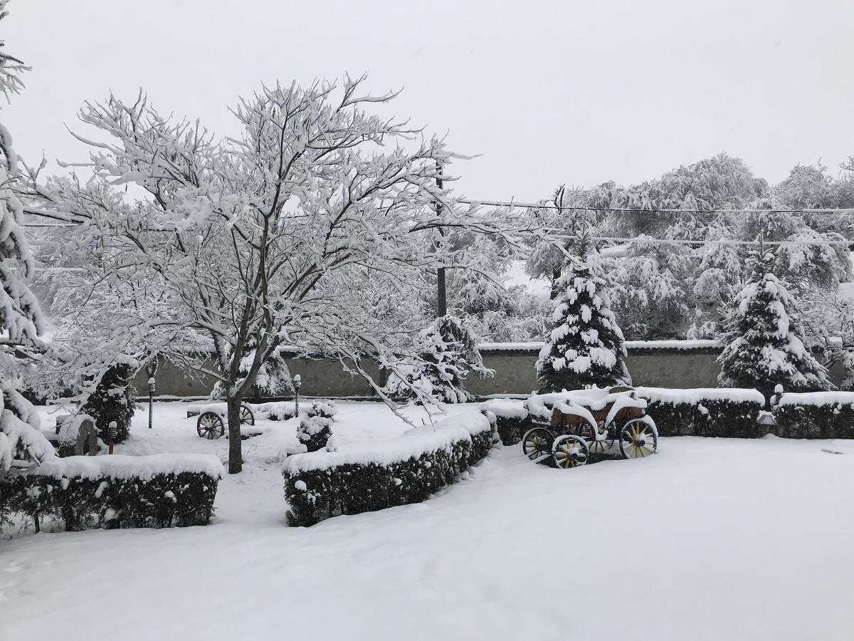 Hotel Divetsite Sliven Екстер'єр фото