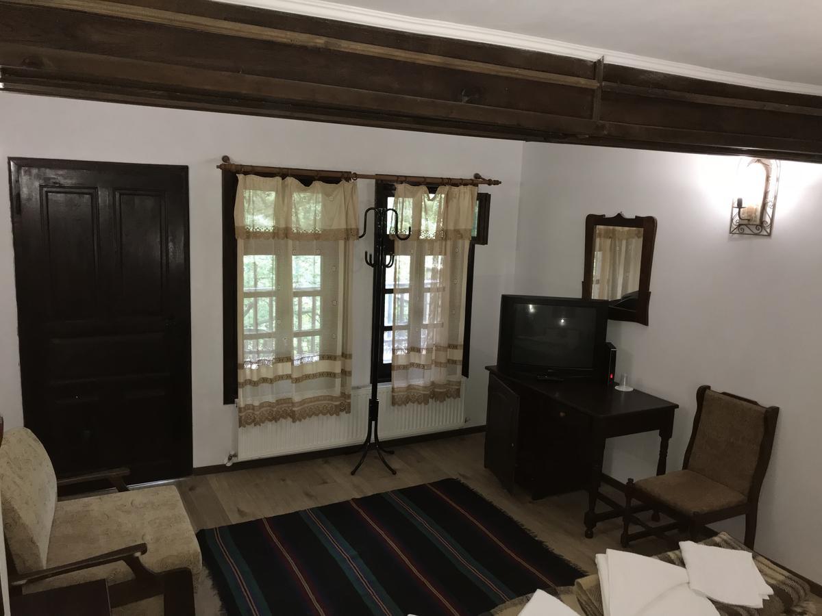 Hotel Divetsite Sliven Екстер'єр фото